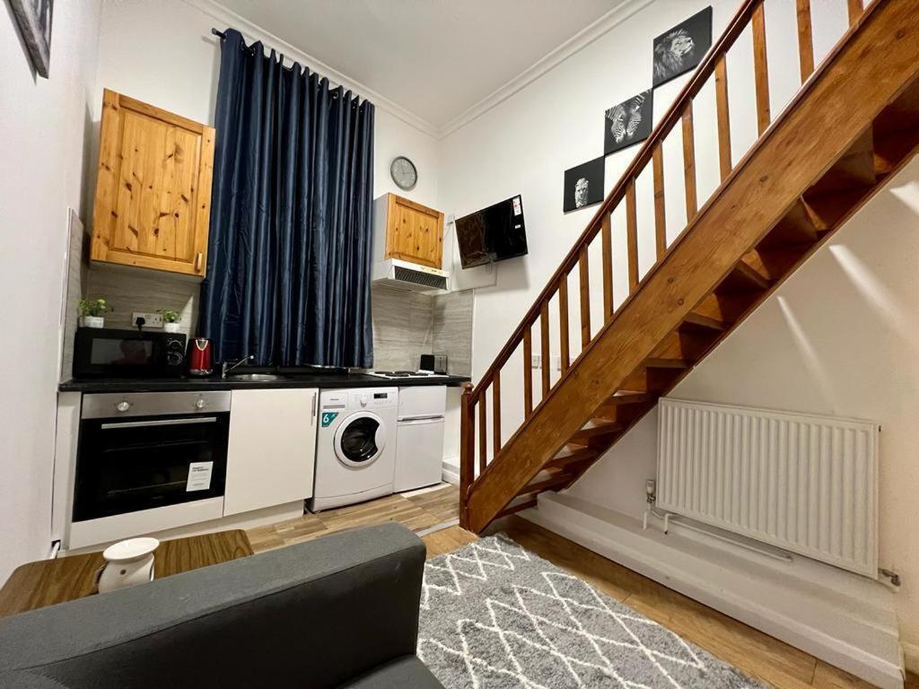 Modern Studios Queenspark London Kültér fotó